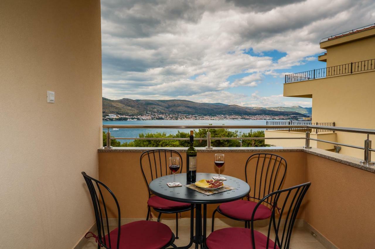 Apartments Mare Τρογκίρ Εξωτερικό φωτογραφία