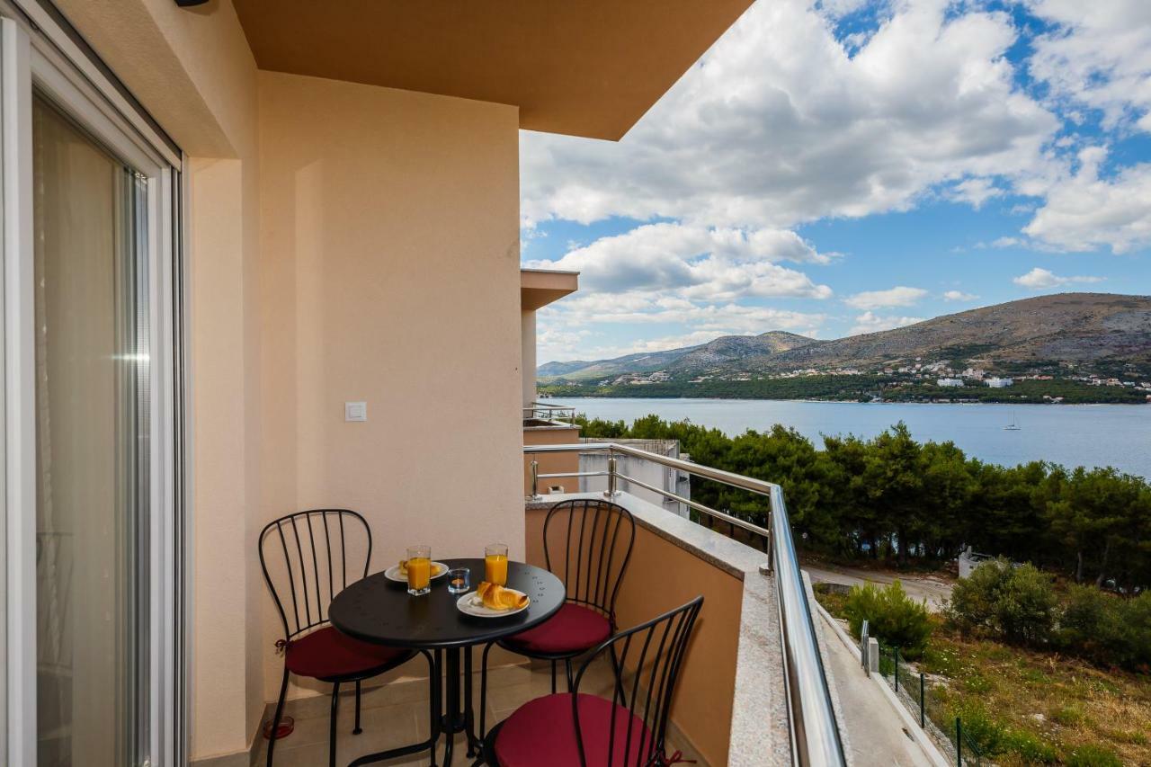 Apartments Mare Τρογκίρ Εξωτερικό φωτογραφία