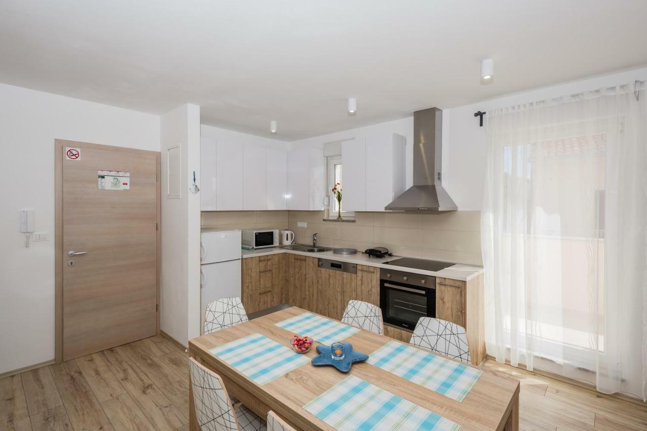 Apartments Mare Τρογκίρ Εξωτερικό φωτογραφία